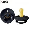 bibs-dark-denim-s-smoczek-uspokajajacy-kauczuk-hevea