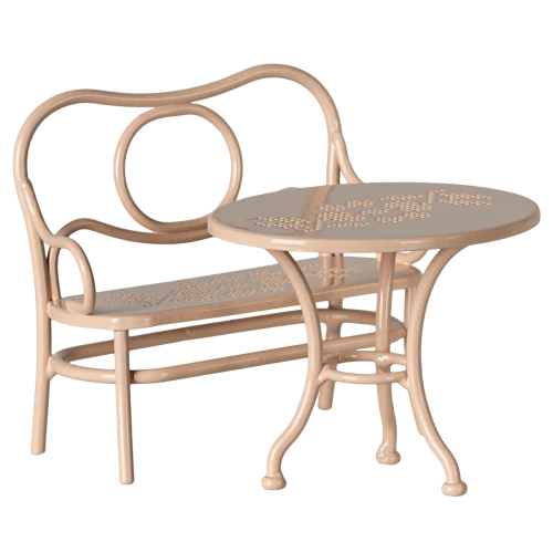 MAILEG-Zestaw-kawowy-stol-i-lawka--CAFE-SET-PALE-PINK.png