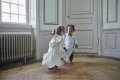 pol_pl_Elodie-Details-Poncho-kapielowe-Bermuda-Blue-33718_4.jpeg