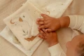 pol_pl_Little-Dutch-Duza-ksiazeczka-aktywizujaca-Newborn-Naturals-5406_4.jpeg