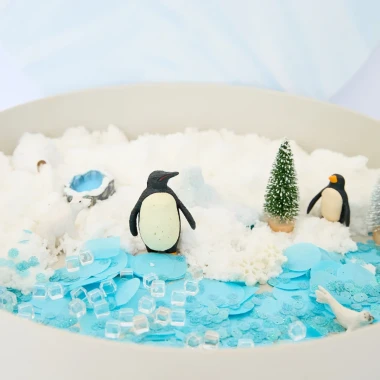 Jellystone, Zestaw sensoryczny Arktyka, tacka + figurki + śnieg sensoryczny