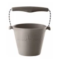 skladane-wiaderko-do-wody-i-piasku-scrunch-bucket-szary
